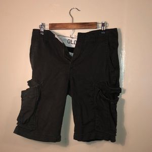 old navy dark green cargo shorts